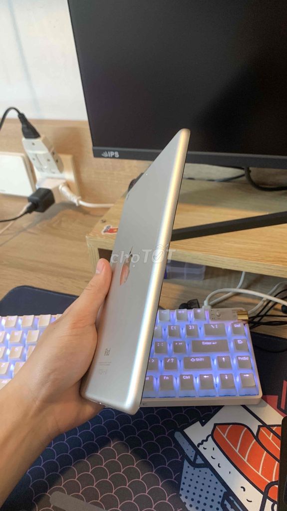 iPad Mini 2 32GB - Đẹp Keng - Pin Trâu - Kèm sạc