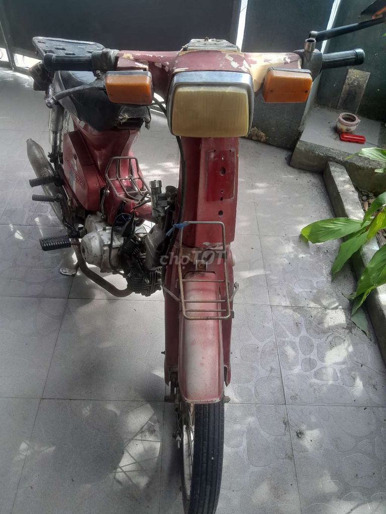 Honda Cub 70 màu Đỏ.giấy tờ đầy đủ.giá 3tr500k. Mua bán Xe máy tại Thành phố Biên Hòa Đồng Nai được đăng bởi vo hoai thuân hình 2