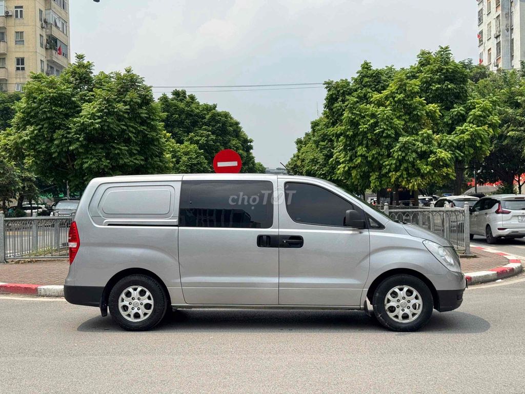 Bán Hyundai Grand Starex 2015 Van 6 Chỗ Máy Dầu. Mua bán Ô tô tại Quận Bắc Từ Liêm Hà Nội được đăng bởi Tô Văn Tiến hình 4