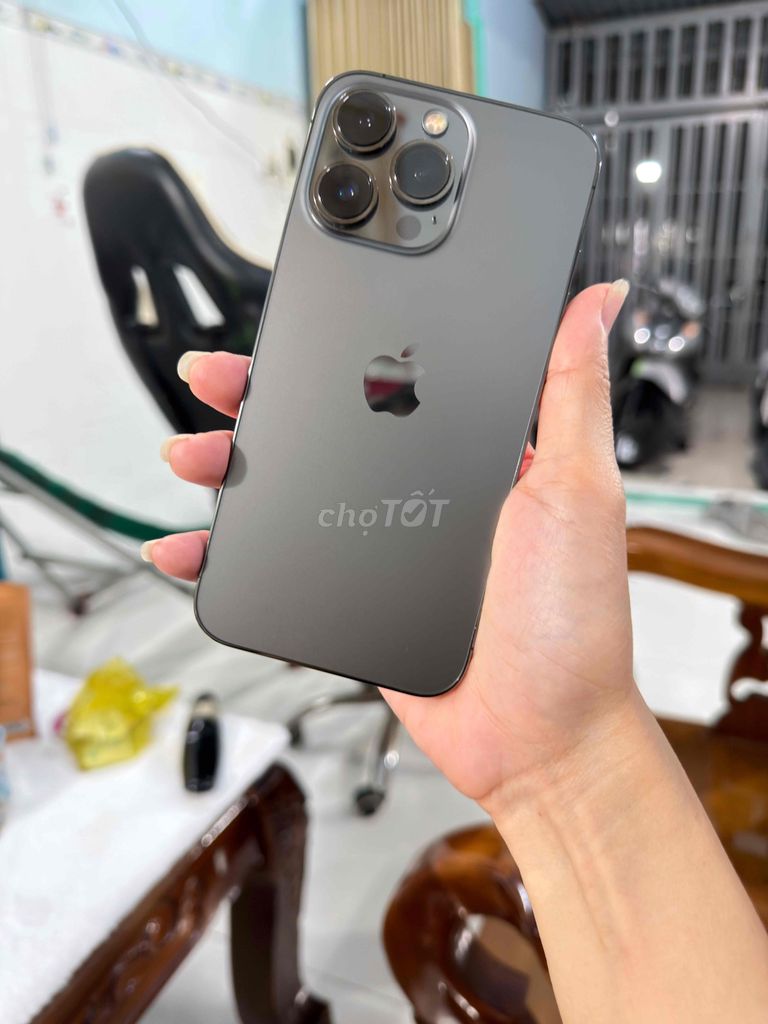 iPhone 13 Pro 128GB Xám LL/A. Mua bán Điện thoại tại Thành phố Biên Hòa Đồng Nai được đăng bởi Huỳnh  hình 1