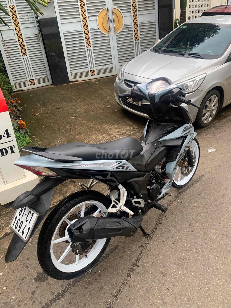 cần bán xe. Mua bán Xe máy tại Thành phố Pleiku Gia Lai được đăng bởi Nguyễn Vũ hình 3