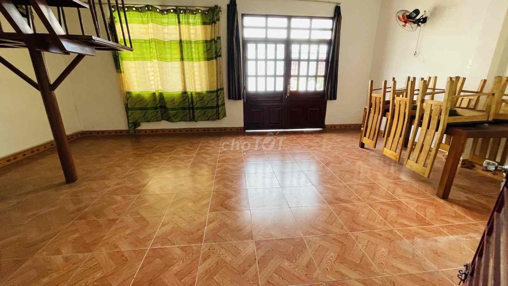 CÁCH 1 CĂN RA MẶT TIỀN NGUYỄN VĂN LƯỢNG-102M2-NGANG 7M-3TẦNG-7PN-11TY