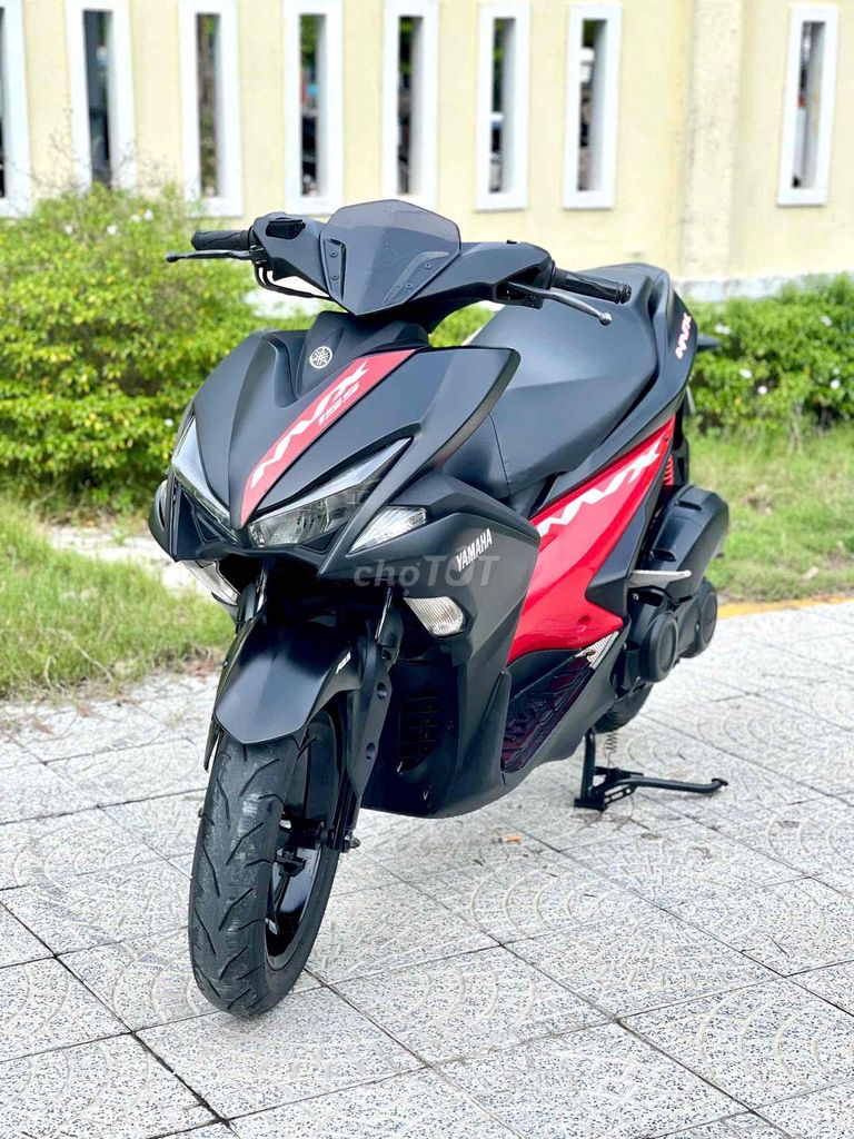 Yamaha NVX 125 ABS 2018 Черный, Красный