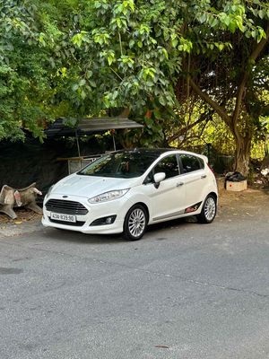 Ford Fiesta 2017 bản full Turbo Trắng 65.000km