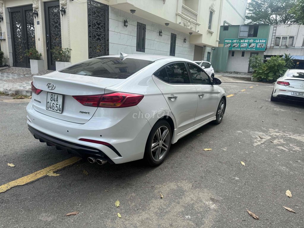 Hyundai Elantra 2019 1.6AT Sport - 56000 km. Mua bán Ô tô tại Quận Bình Tân Tp Hồ Chí Minh được đăng bởi nguyễn thuần  hình 5