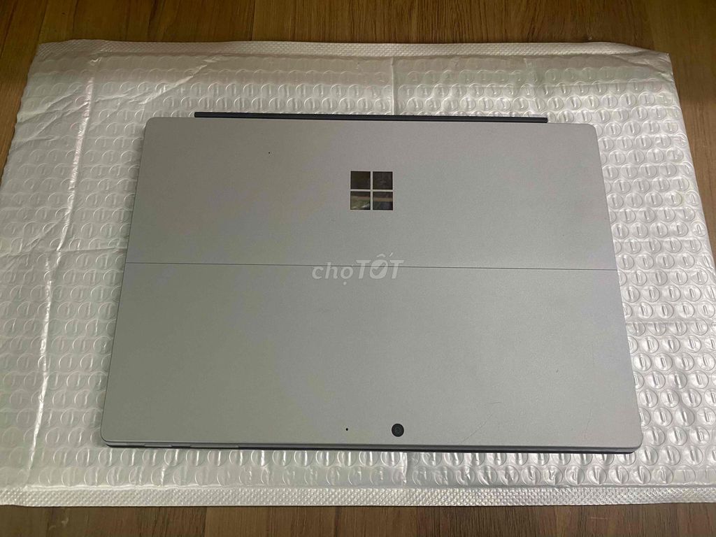 Surface Pro 7 Plus Silver i7 Ram 32G 1TB zin USA. Mua bán Laptop tại Quận 4 Tp Hồ Chí Minh được đăng bởi Jerry Tran hình 1