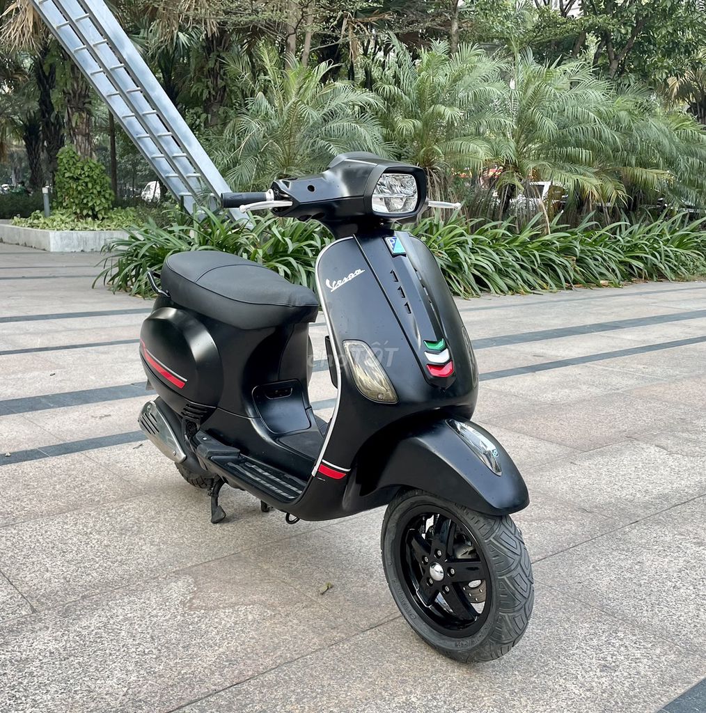 Vespa Thành Luân-Vespa 125ie phun xăng điện tử