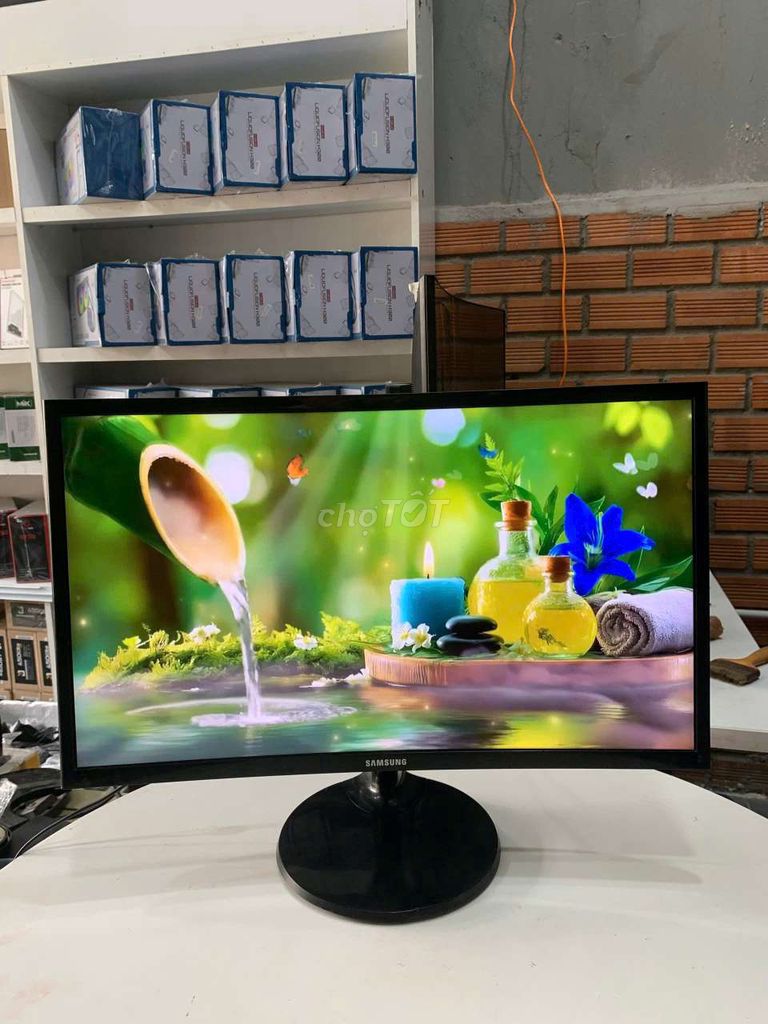Màn hình Samsung Đen 24in Hình ảnh sắc nét. Mua bán Phụ kiện (Màn hình, Chuột...) tại Thành phố Thủ Đức Tp Hồ Chí Minh được đăng bởi Lê Cương hình 1