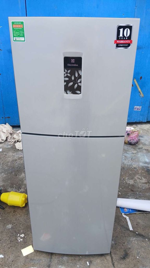 Tủ lạnh Electrolux ETB2302PE 225l. Mua bán Tủ lạnh tại Thành phố Dĩ An Bình Dương được đăng bởi Thiên phát hình 1