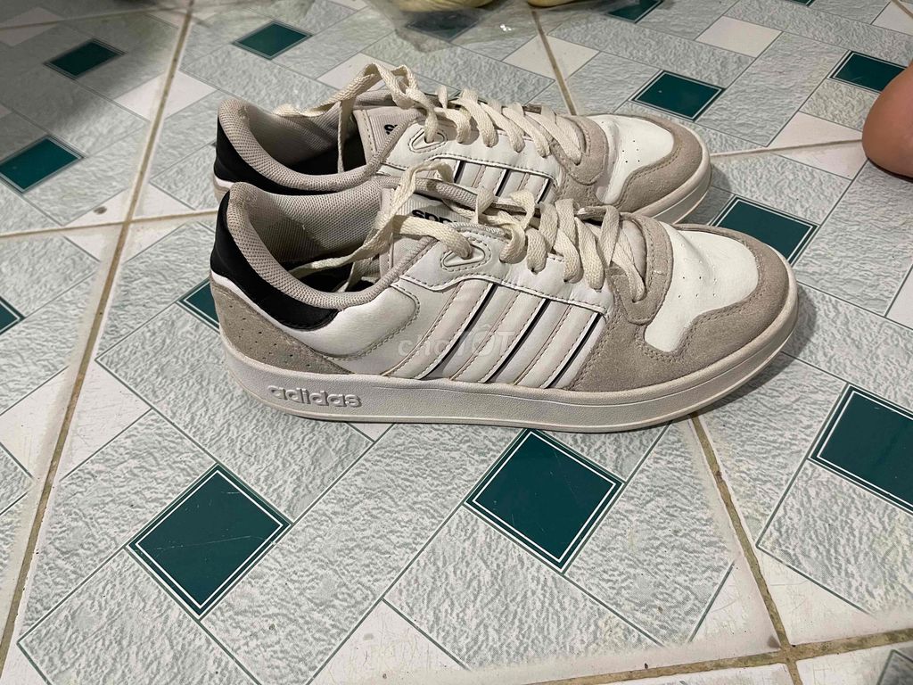 adidas chính hãng