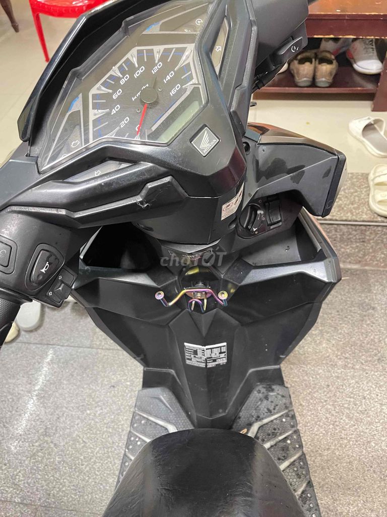 Honda Vario 2018 màu Đen. Mua bán Xe máy tại Quận 1 Tp Hồ Chí Minh được đăng bởi Gia Phan hình 3