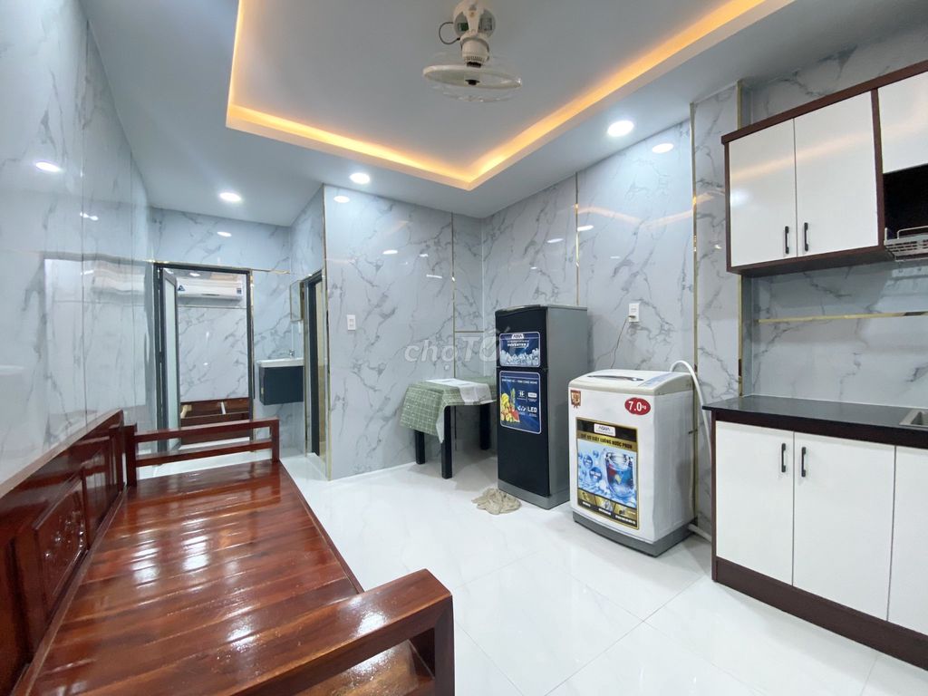 Căn Hộ Studio 1PN Đầy Đủ Nội Thất Tiện Nghi gần Ngã Tư Thủ Đức, Metro