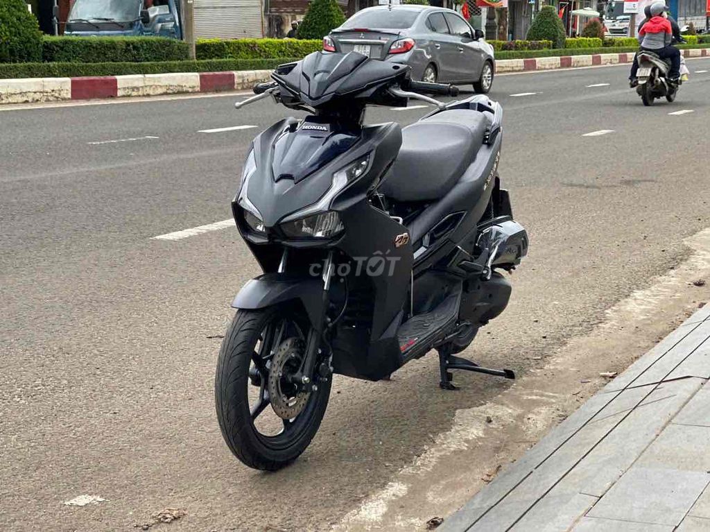 Air Blade 4van. Mua bán Xe máy tại Thành phố Pleiku Gia Lai được đăng bởi Linh hình 1