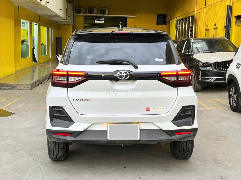 TOYOTA RAIZE 1.0 CVT 2024 XE GIA ĐÌNH LƯỚT 1 CHỦ. Mua bán Ô tô tại Quận Bình Thạnh Tp Hồ Chí Minh được đăng bởi Hiếu hình 6