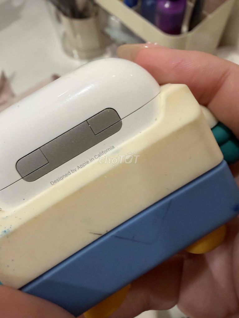 Apple AirPods 4 Trắng New 99%. Mua bán Tivi, Âm thanh tại Quận Thanh Khê Đà Nẵng được đăng bởi vũ  hình 1