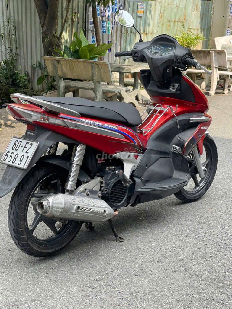 Honda Air Blade Đỏ Máy êm. Mua bán Xe máy tại Quận Bình Tân Tp Hồ Chí Minh được đăng bởi Nhàn hình 4