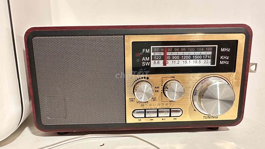 Đài Radio Bluetooth AUX Nâu đỏ. Mua bán Tivi, Âm thanh tại Quận 1 Tp Hồ Chí Minh được đăng bởi Phi Phi hình 1