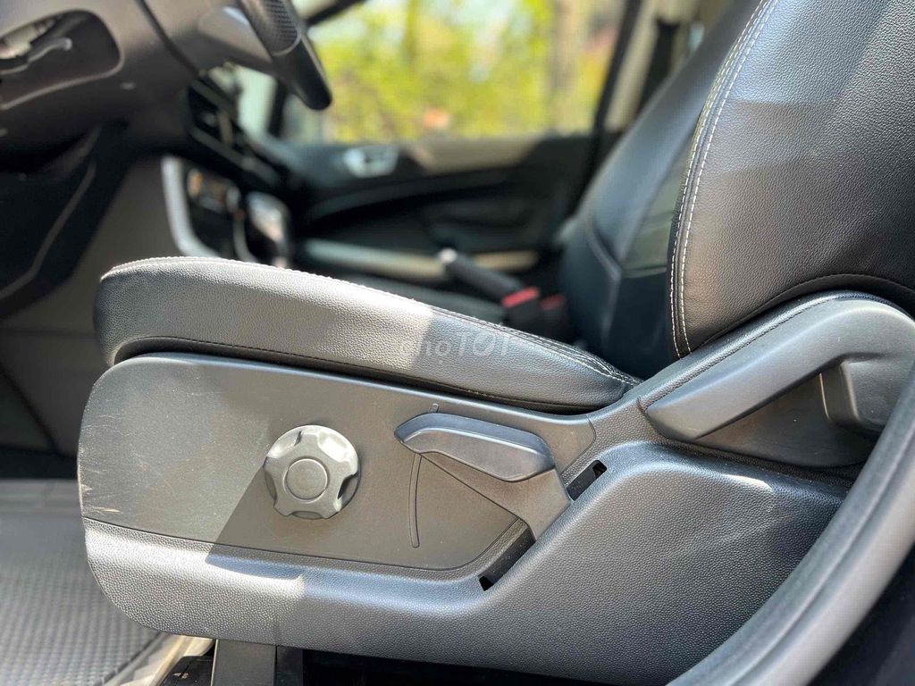 Ford EcoSport 2019 Titanium 1.5L AT - 68000 km. Mua bán Ô tô tại Quận Gò Vấp Tp Hồ Chí Minh được đăng bởi Ngô minh Nam hình 8