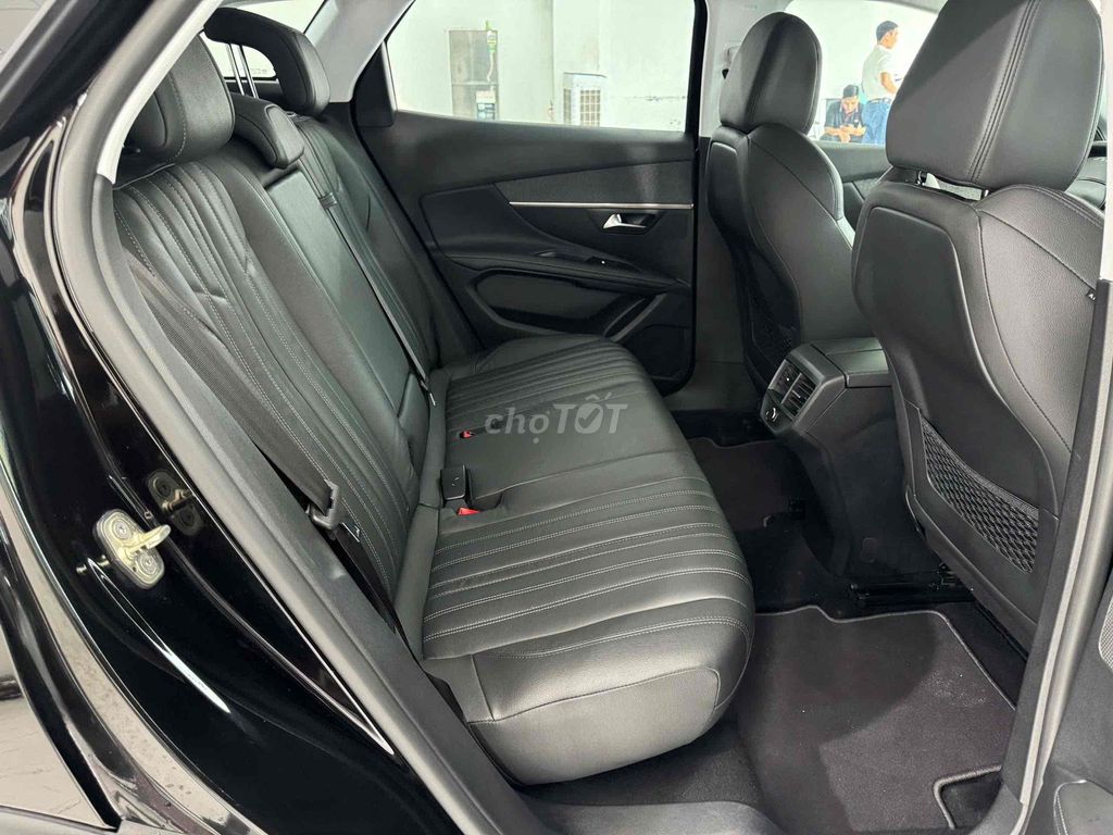 Peugeot 3008 2018 1.6L Turbo - 65000 km. Mua bán Ô tô tại Thành phố Thủ Đức Tp Hồ Chí Minh được đăng bởi Quốc Nhẫn hình 12