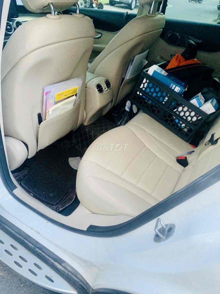 GLC200 2022 một chủ sơn zin 100%. Mua bán Ô tô tại Quận Hoàng Mai Hà Nội được đăng bởi Phạm quang đồng hình 9