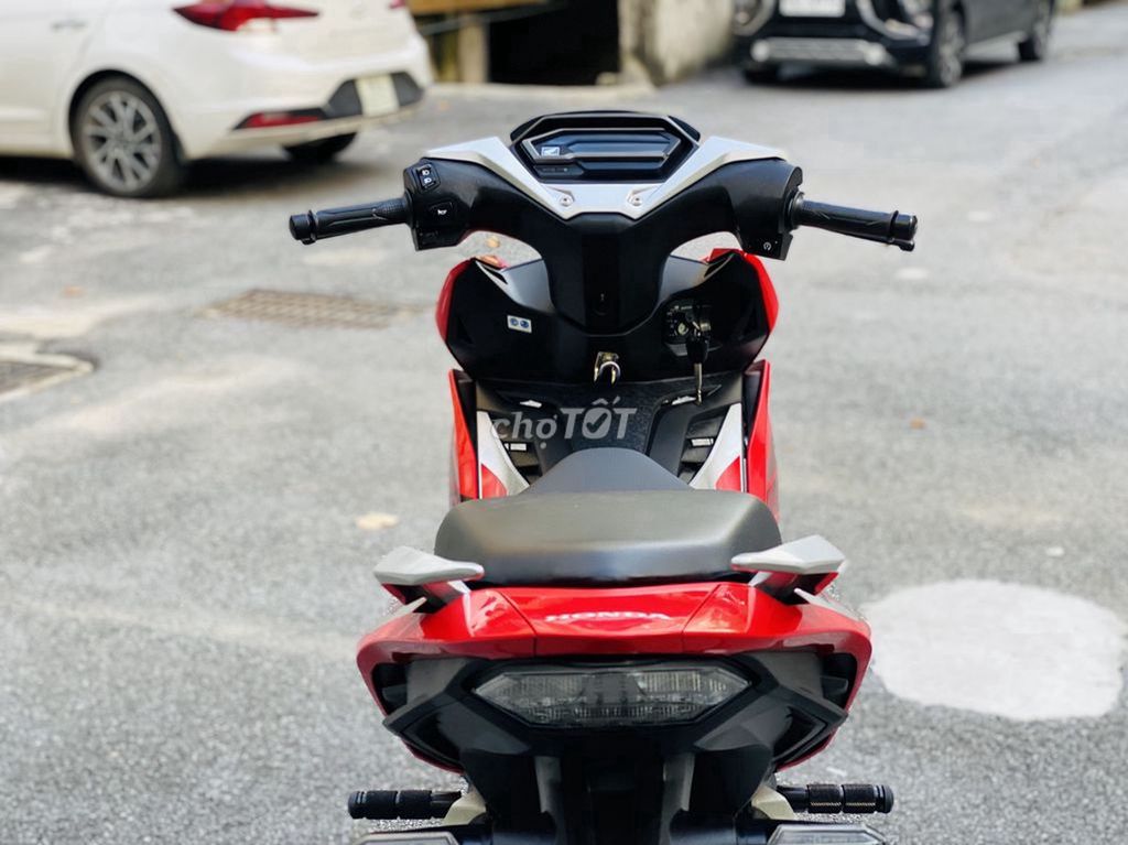 Honda Winner X 150 đỏ 2022 chính chủ sử dụng