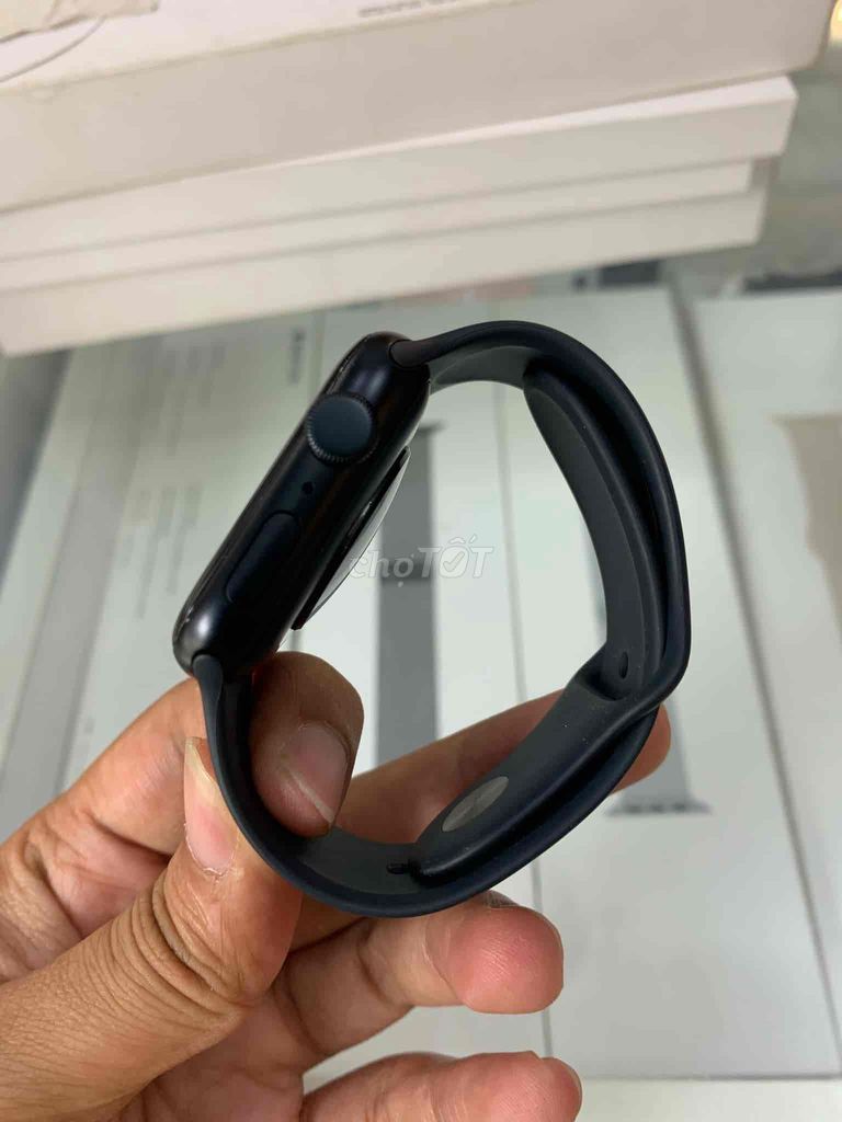 bán apple watch se 44 Đen Gen 2 Pin 100%