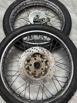 cặp bánh rin future 1 date 99 trùng mã J-V. Mua bán Phụ tùng xe tại Quận Bình Thạnh Tp Hồ Chí Minh được đăng bởi ET 