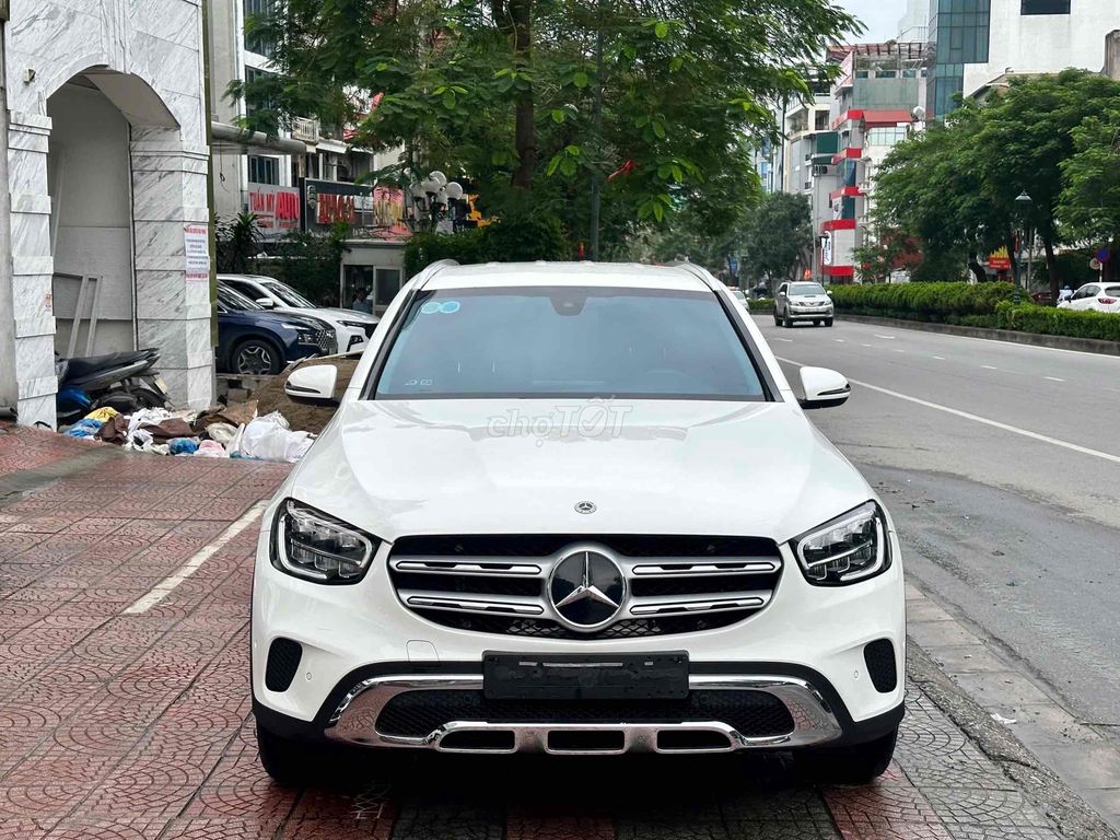 Mercedes Benz GLC 2021 200 - 21000 km