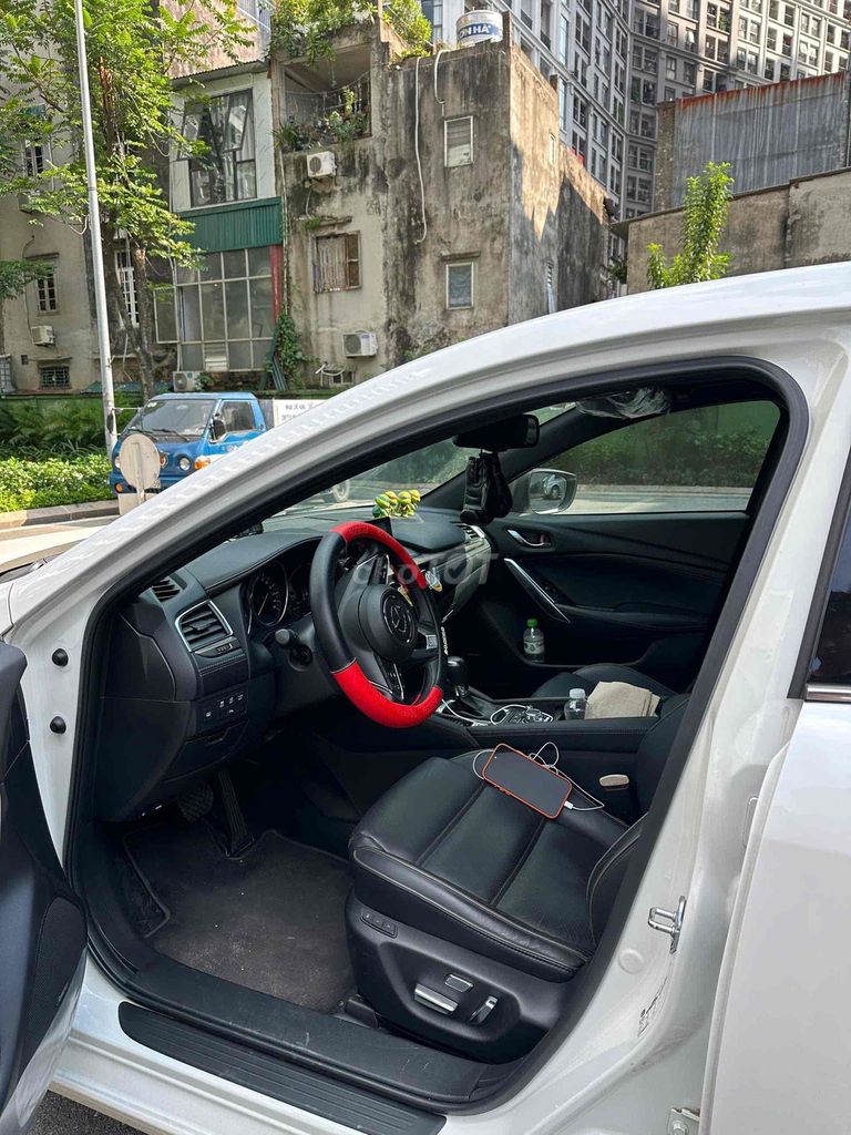 Mazda 6 bản 2.5 Premium odo 18.000km. Mua bán Ô tô tại Quận Long Biên Hà Nội được đăng bởi Bùi Đình Thông hình 9