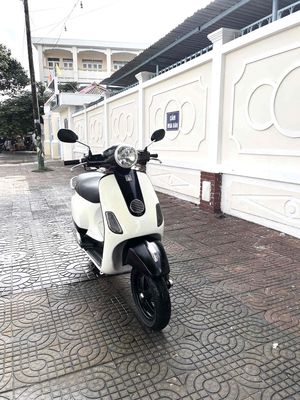 -Vespa Lx 125 Máy Zin Êm Mạnh Xe Sạch Đẹp. Mua bán Xe máy tại Huyện Phong Điền Cần Thơ được đăng bởi Danh Hà