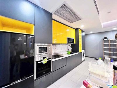 Rent · 2 bd · 96 м² · Quận Phú Nhuận, ул. Hoàng Minh Giám