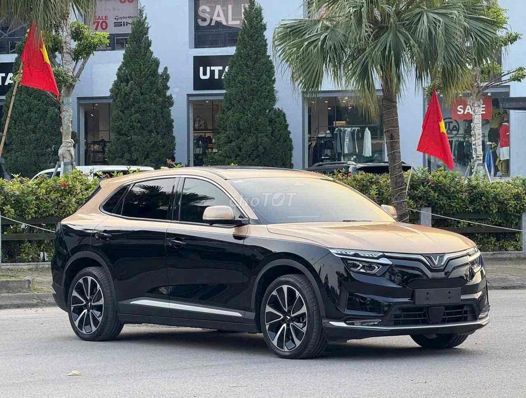 VF8 LUX LÁI ĐẲNG CẤP-KHÁC BIỆT-GẦN 500 Kilomet/SAC. Mua bán Ô tô tại Thành phố Rạch Giá Kiên Giang được đăng bởi KỲ hình 3