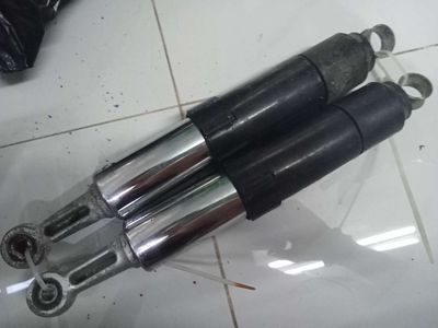 Cặp phuộc SYM elegant đài Loan. Mua bán Phụ tùng xe tại Quận Bình Thạnh Tp Hồ Chí Minh được đăng bởi A Hùng