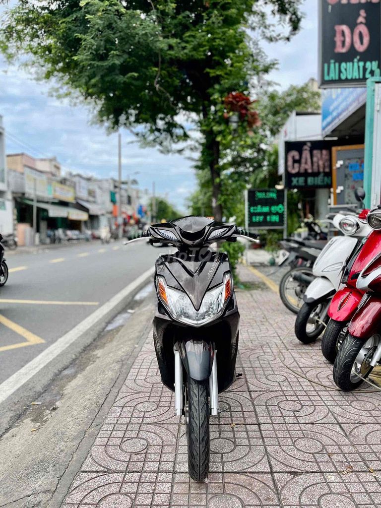 ❤️Yamaha Luvias 2011 Xăng Cơ, Biển 29, CÓ GÓP. Mua bán Xe máy tại Quận 8 Tp Hồ Chí Minh được đăng bởi Tấn Đạt hình 1