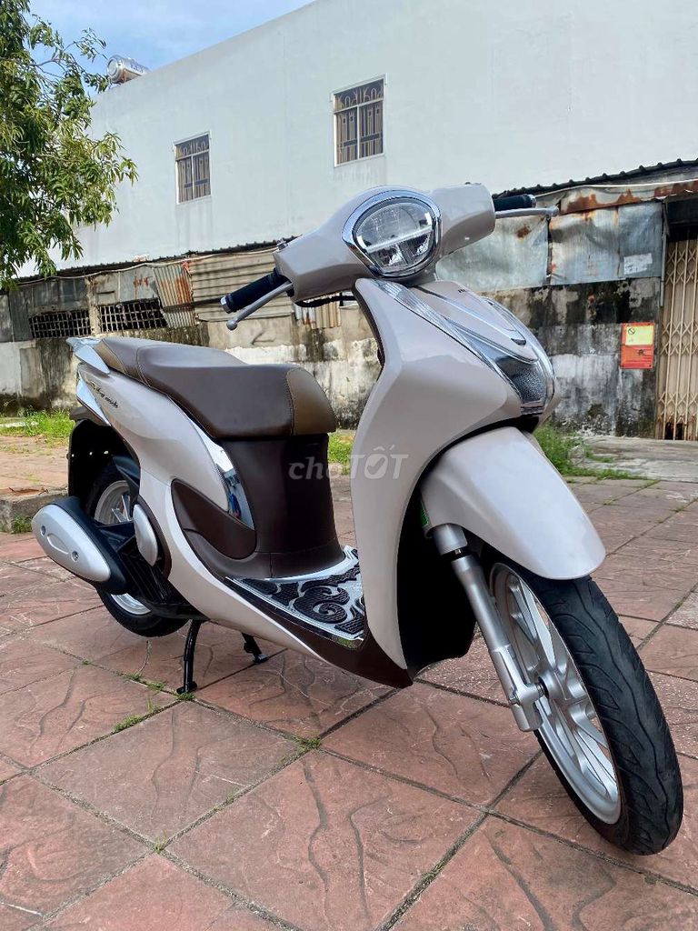 SH MODE Phanh ABS 2021 Trắng Kem chạy 8.000km. Mua bán Xe máy tại Quận Ninh Kiều Cần Thơ được đăng bởi Xe Máy TÂN LIÊN HƯNG 1 91B hình 3