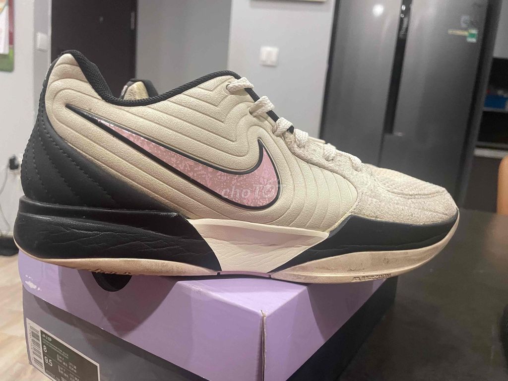 Giày bóng rổ Nike JA 2 EP 41 Trắng Hồng Đen Cũ. Mua bán Giày dép tại Quận Cầu Giấy Hà Nội được đăng bởi Nguyễn Tuấn Nghĩa hình 1