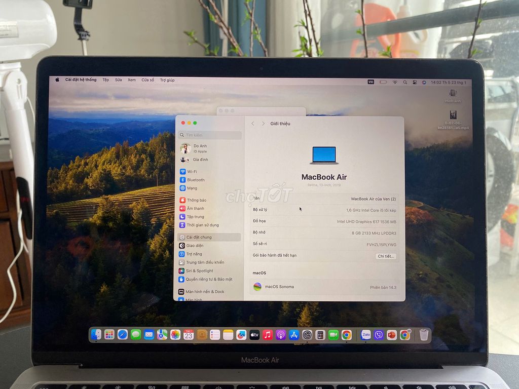 Thanh lý Macbook Air 2019 - 8GB/256GB/i5