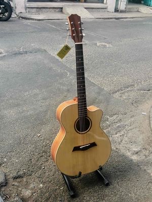 Guitar acoustic gỗ hồng đào bảo hành 1 năm