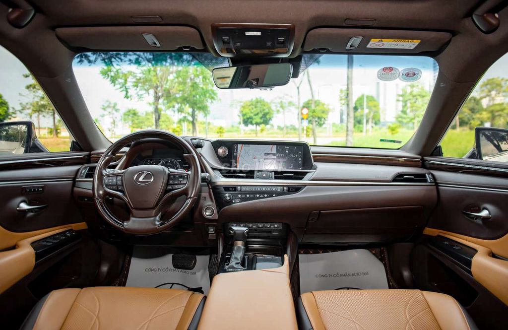 Lexus ES250 sản xuất 2022. Mua bán Ô tô tại Quận Đống Đa Hà Nội được đăng bởi Phú Việt hình 6
