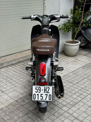 Honda Super Cub 125cc màu Xám Lambo. Mua bán Xe máy tại Quận Phú Nhuận Tp Hồ Chí Minh được đăng bởi Nghia Tran