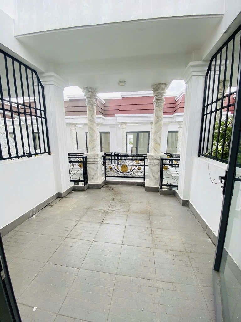 SÁT CHUNG CƯ THE AVILA KDC MỚI N.HA 52M2 4 TẦNG NHỈNH 5TYY. Mua bán nhà ở tại Quận 8 Tp Hồ Chí Minh được đăng bởi Nguyen thi kim loan hình 5