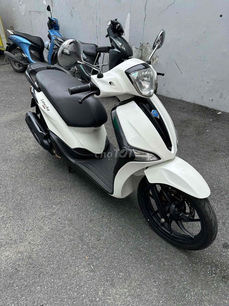 Piaggio Liberty 2015 ABS Белый Вьетнам
