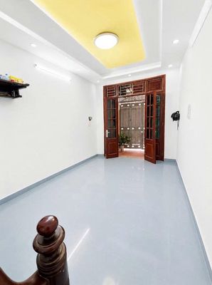 Tôi chính chủ có nhà tại Xuân Thủy rộng 55m 4 tầng có 6 phòng giá 16tr