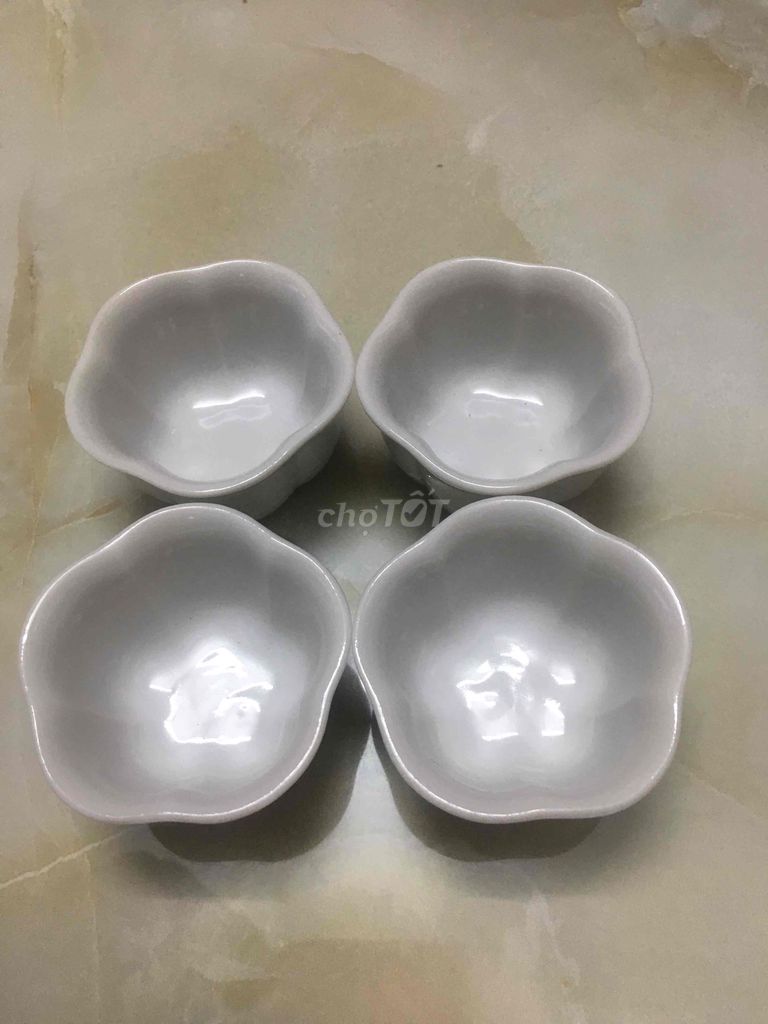 4 ly trà nhỏ. Mua bán Đồ sưu tầm, đồ cổ tại Thành phố Long Khánh Đồng Nai được đăng bởi Tuấn hình 1