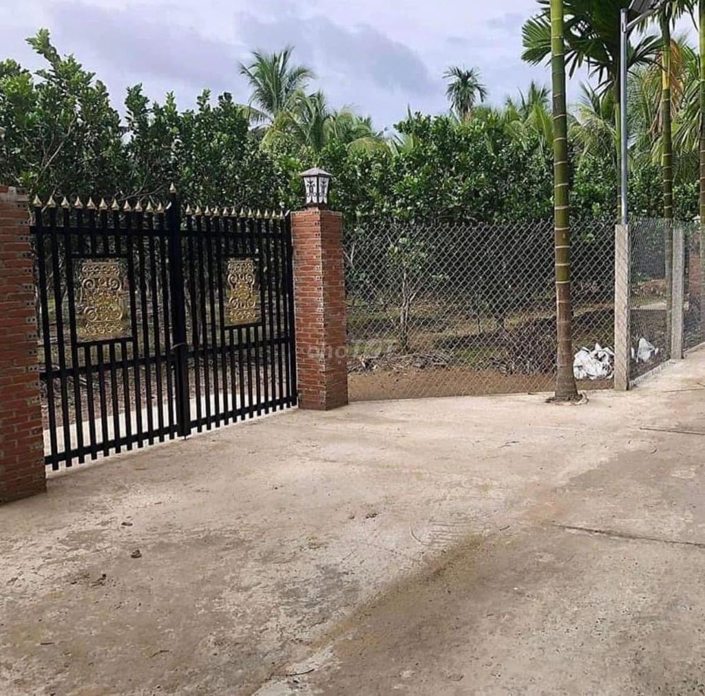 đất vườn thổ cư cần bán
