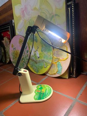 đèn bàn cho học sinh chống cận thị của rạng đông