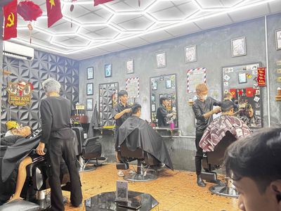 tuyển thợ tóc nam kv tân uyên