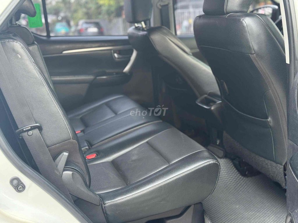 Toyota Fortuner 2022 2.4 4x2 AT - 78000 km. Mua bán Ô tô tại Quận 12 Tp Hồ Chí Minh được đăng bởi Nam Trường  hình 13