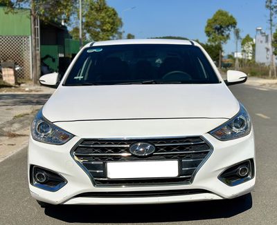 Hyundai Accent 2019 Trắng Số sàn