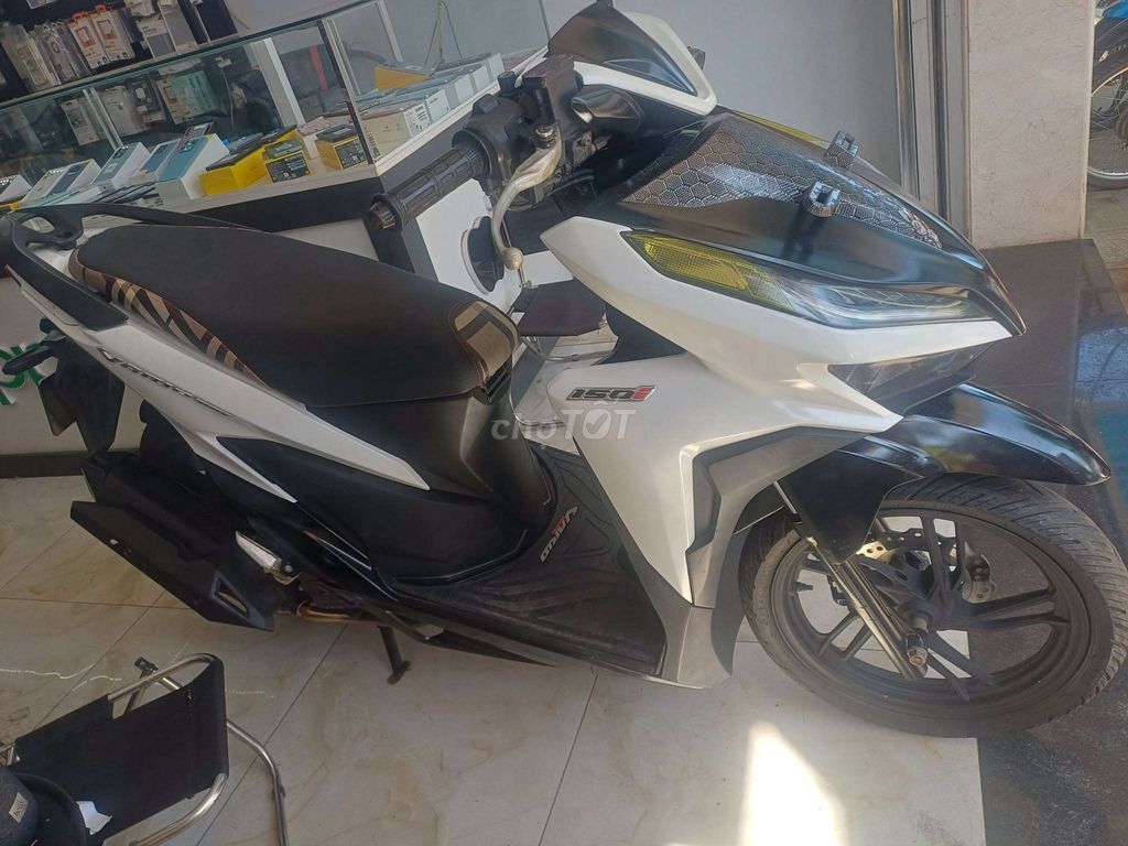 Honda Vario 150i Trắng đen. Mua bán Xe máy tại Huyện Di Linh Lâm Đồng được đăng bởi xe  khánh ngọc và uy vũ hình 4